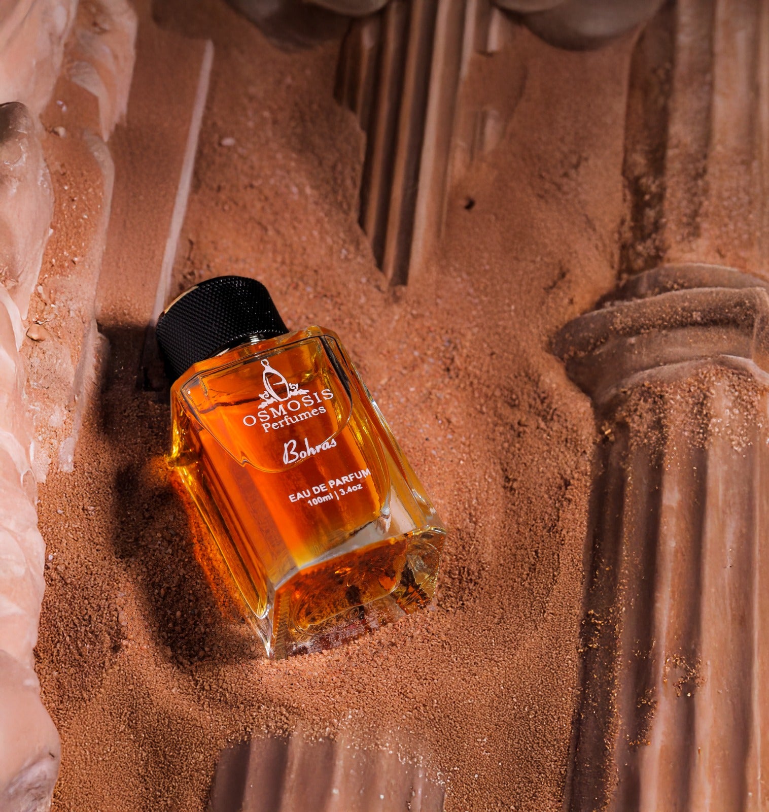 "Bohras Noir Perfume by Osmosis – A sophisticated evening fragrance with rose, dark chocolate, and ambergris notes."

