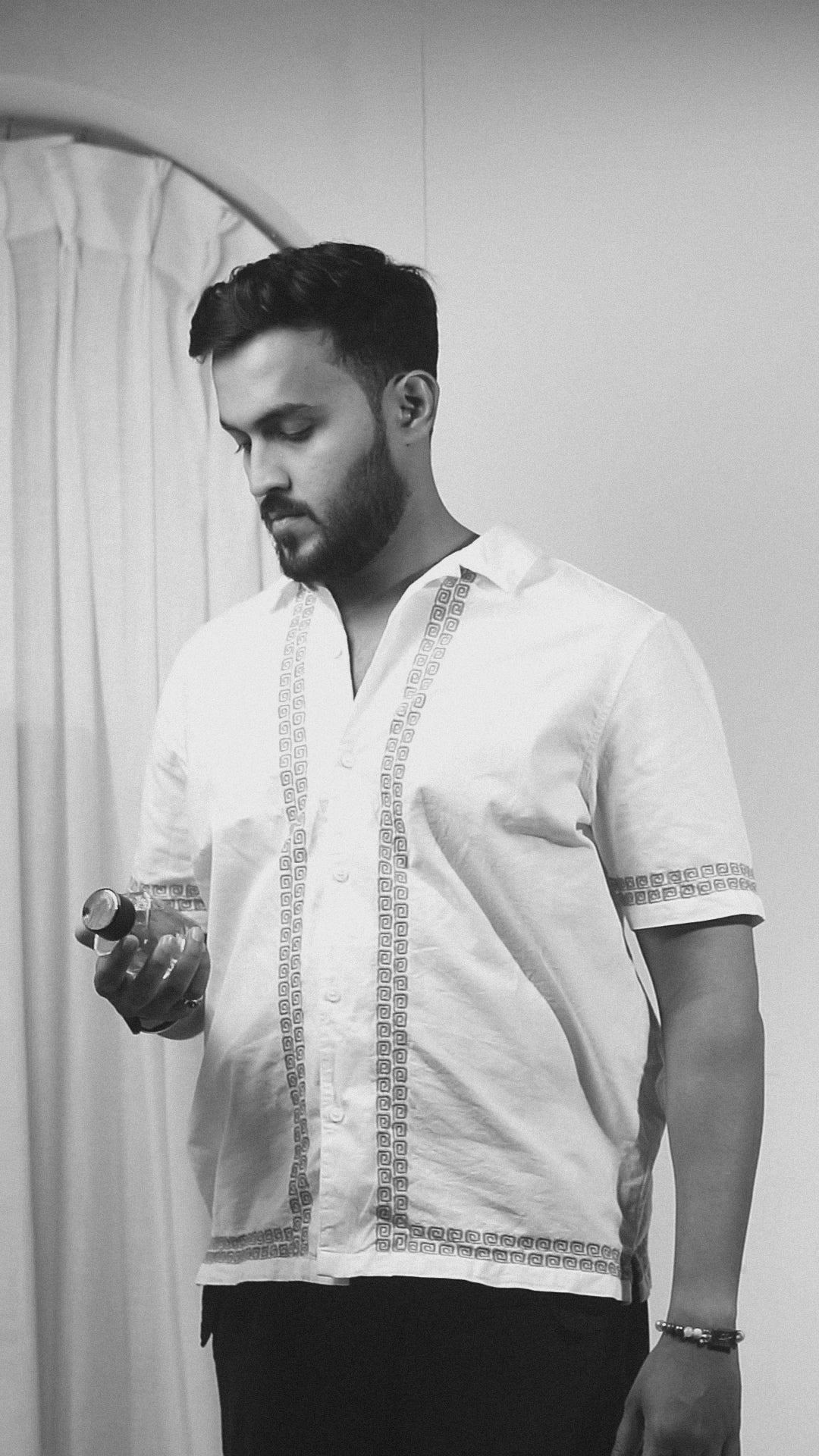 Showcase perfume in professional way 